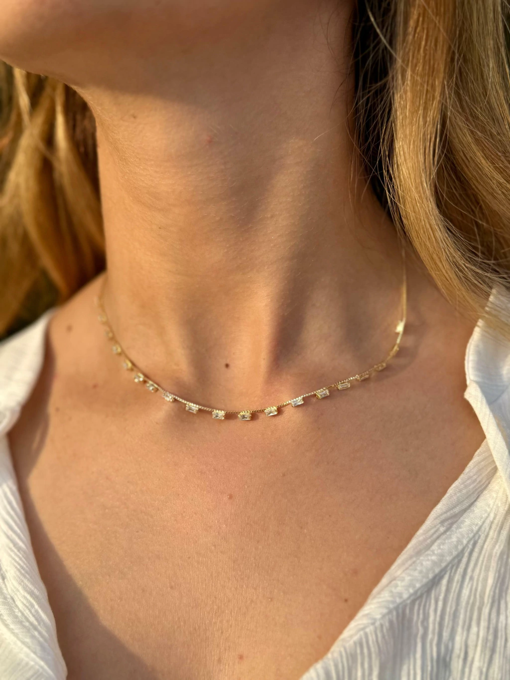 Choker Joinha Zircônia